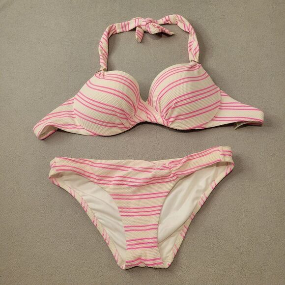 Victoria’s Secret Bikini Set XS 32C Bra and Bottom - Picture 1 of 5
